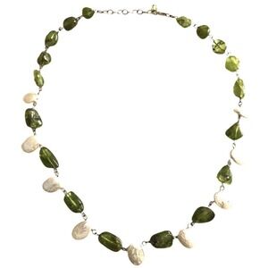 High Luster Freshwater Coin Pearl 17” + 2”extension Necklace Peridot Sterling